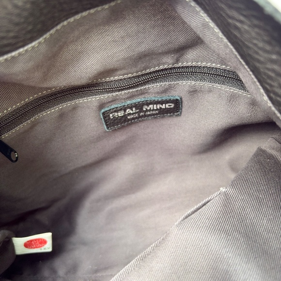 Lily Japanese Nylon Gray Lightweight Bag with Black Leather Straps - Picture 4 of 9